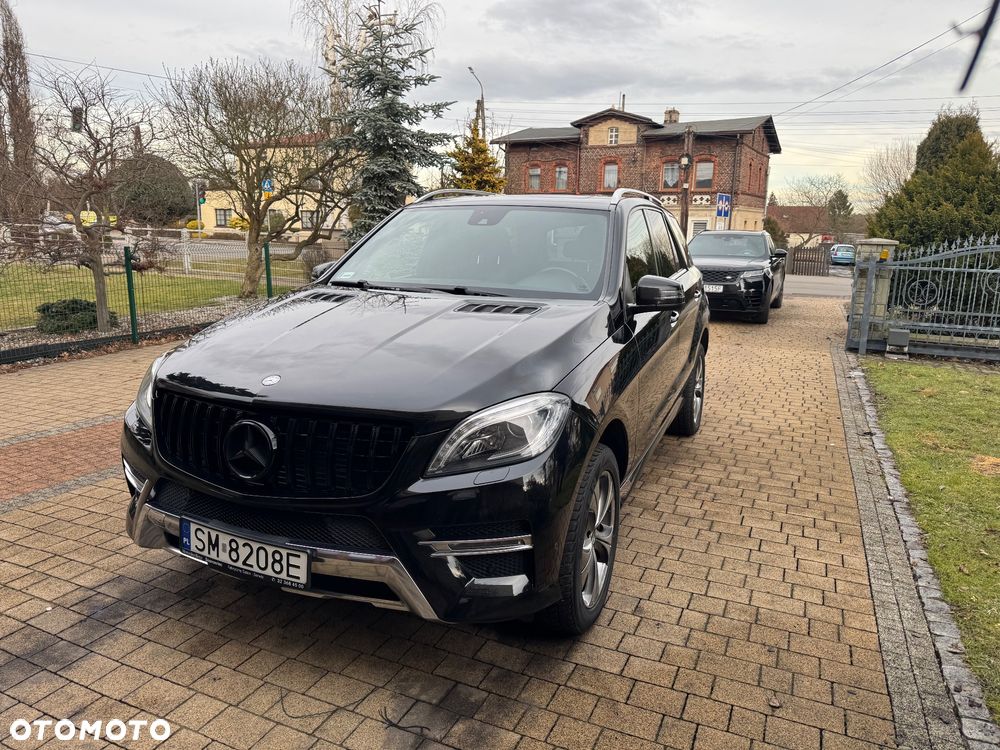 Mercedes-Benz ML 350 BlueTEC 4MATIC 7G-TRONIC - 25