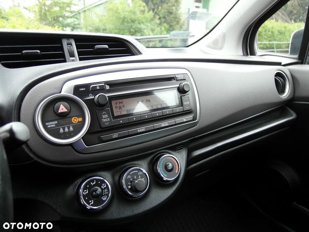 Toyota Yaris 1.0 Life - 23