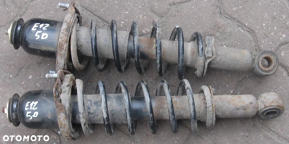 amortyzator sprężyna tył COROLLA E12 5 drzwi - 3