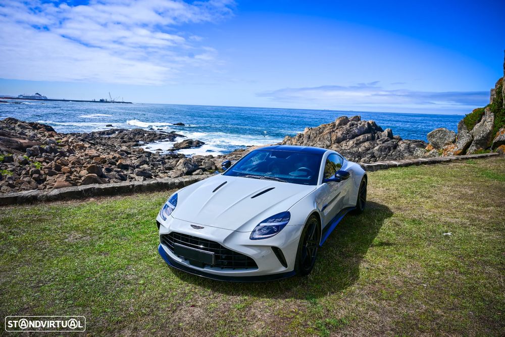 Aston Martin Vantage Coupe V8 - 1