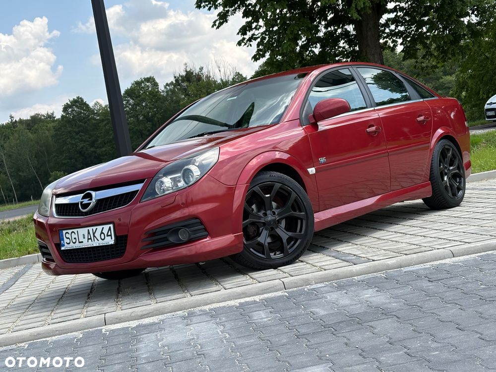 Opel Vectra 1.9 CDTI Sport / GTS - 1