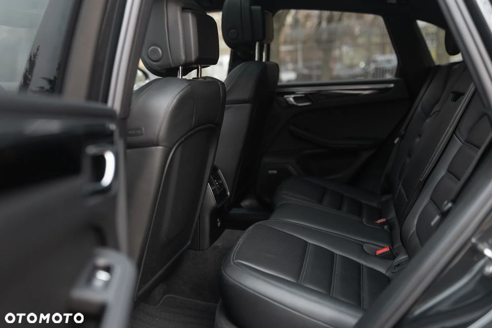 Porsche Macan S - 11