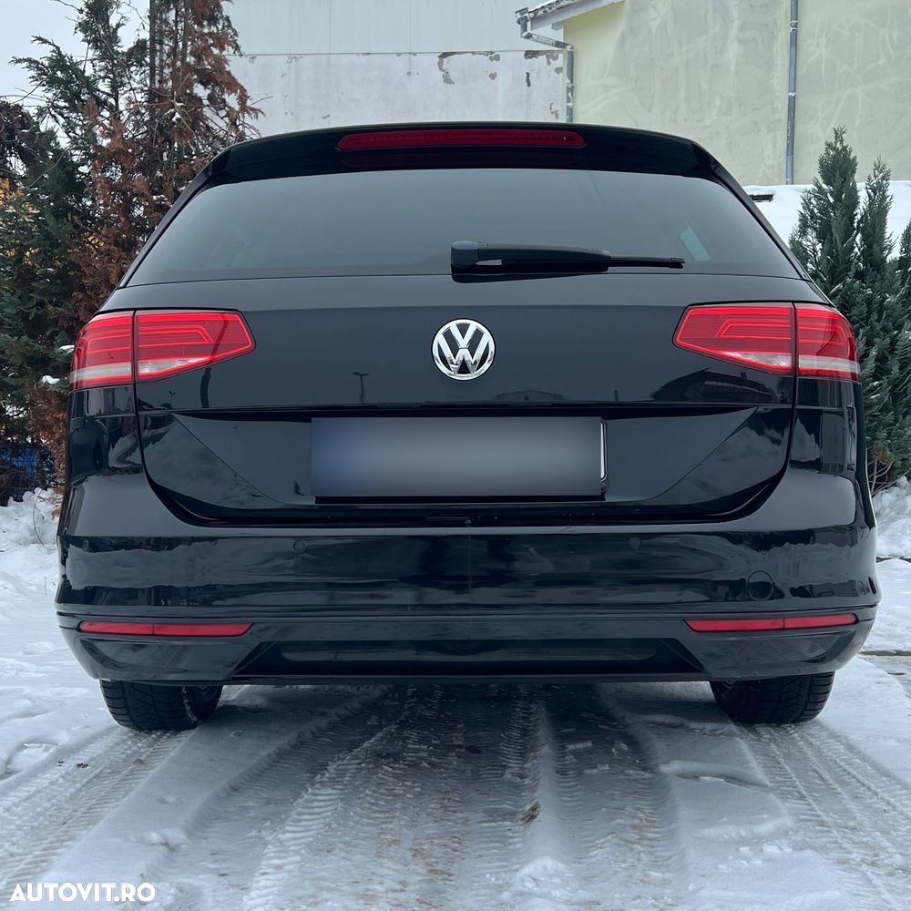 Volkswagen Passat 2.0 TDI DSG Comfortline - 10