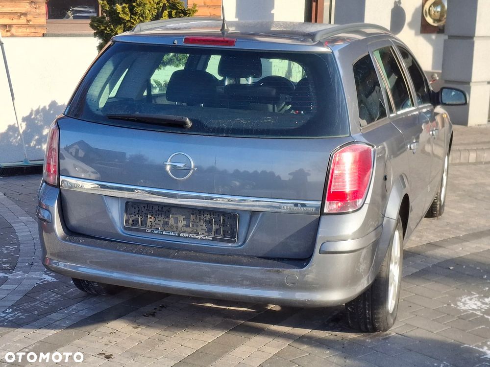 Opel Astra - 11