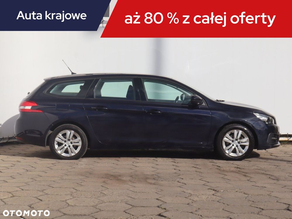 Peugeot 308 - 8