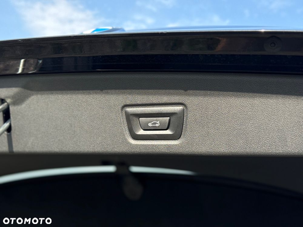 BMW Seria 4 420d xDrive Gran Coupe - 38