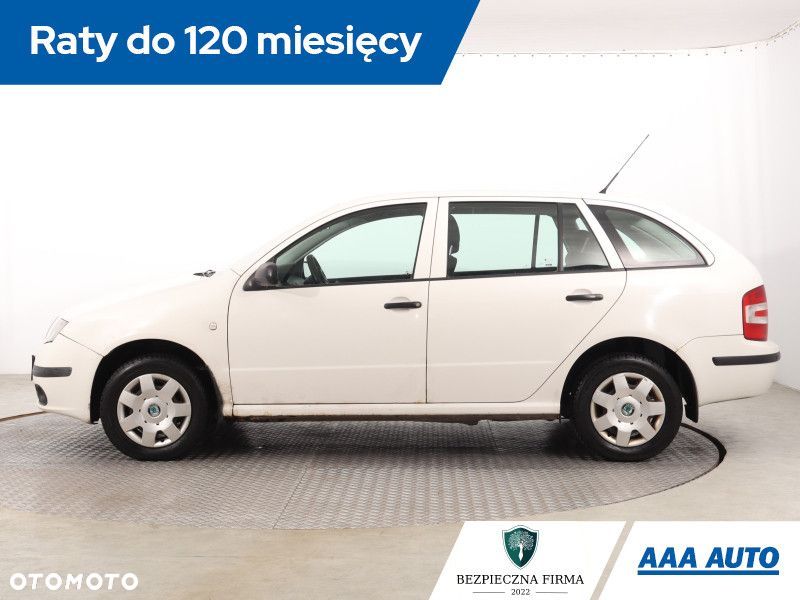 Skoda Fabia - 4
