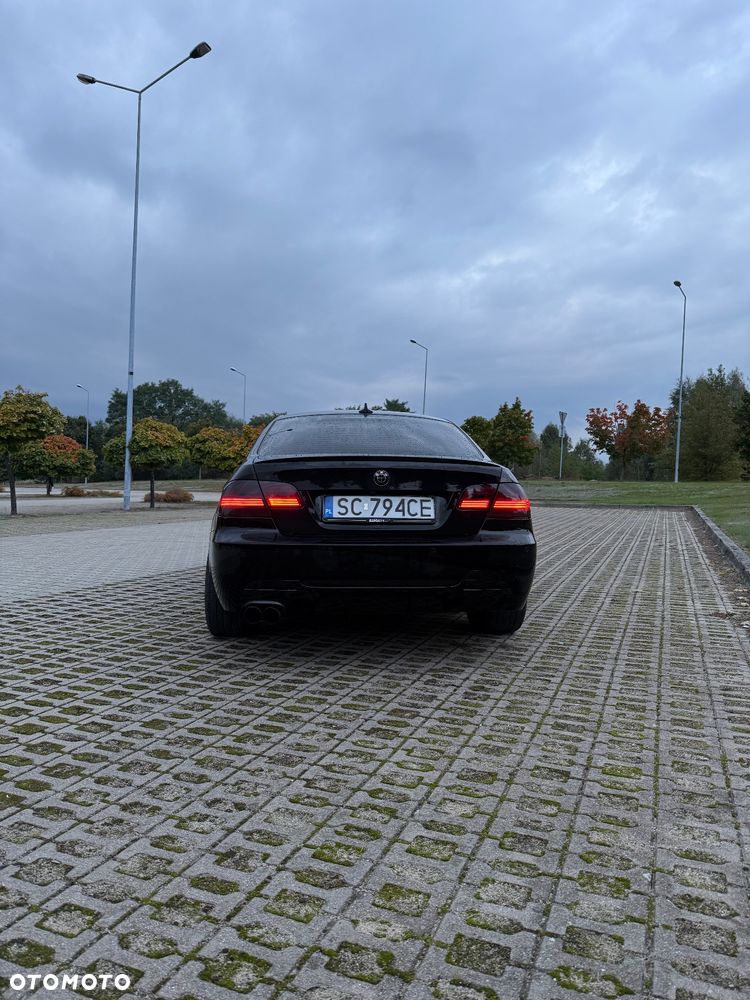 BMW Seria 3 325d Coupe - 5