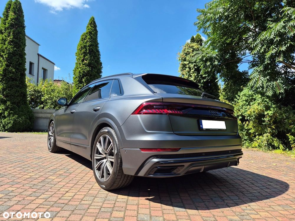 Audi Q8 55 TFSI mHEV Quattro Tiptronic - 6