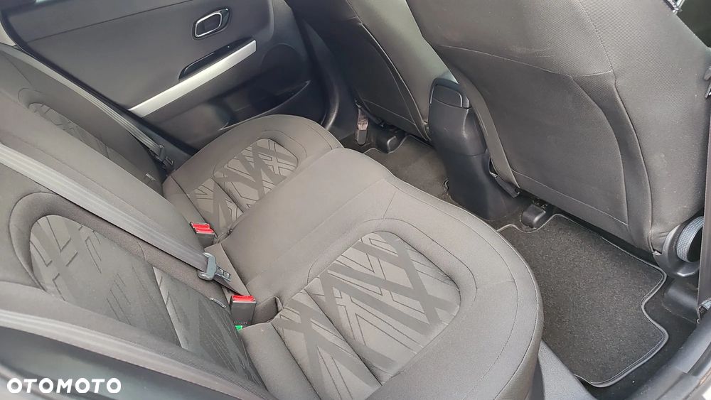 Kia Ceed 1.6 GDI SW Edition 7 - 15