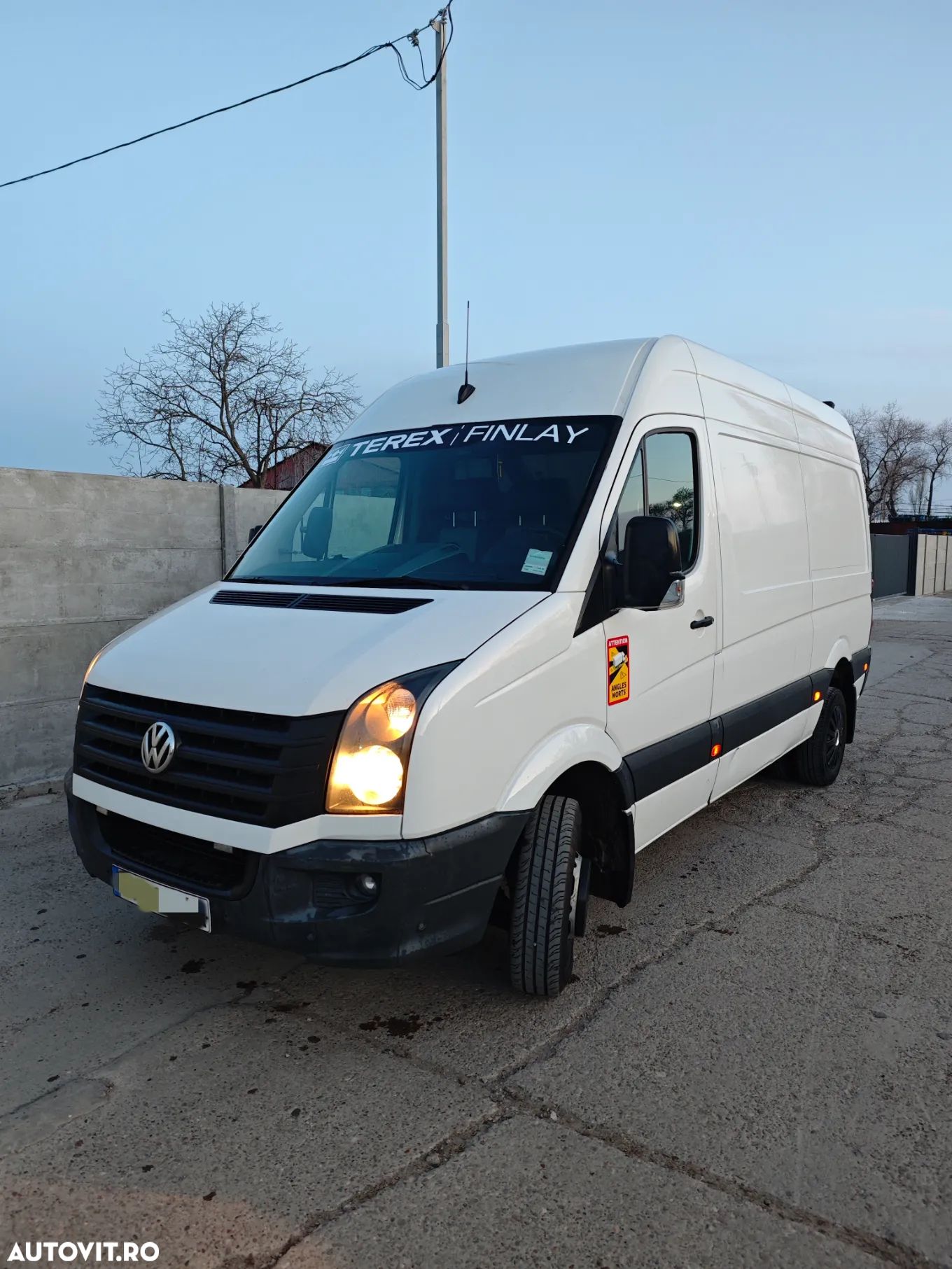 Volkswagen Crafter - 1