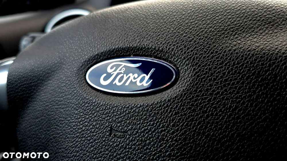 Ford Focus 1.8 FF Platinium X - 33