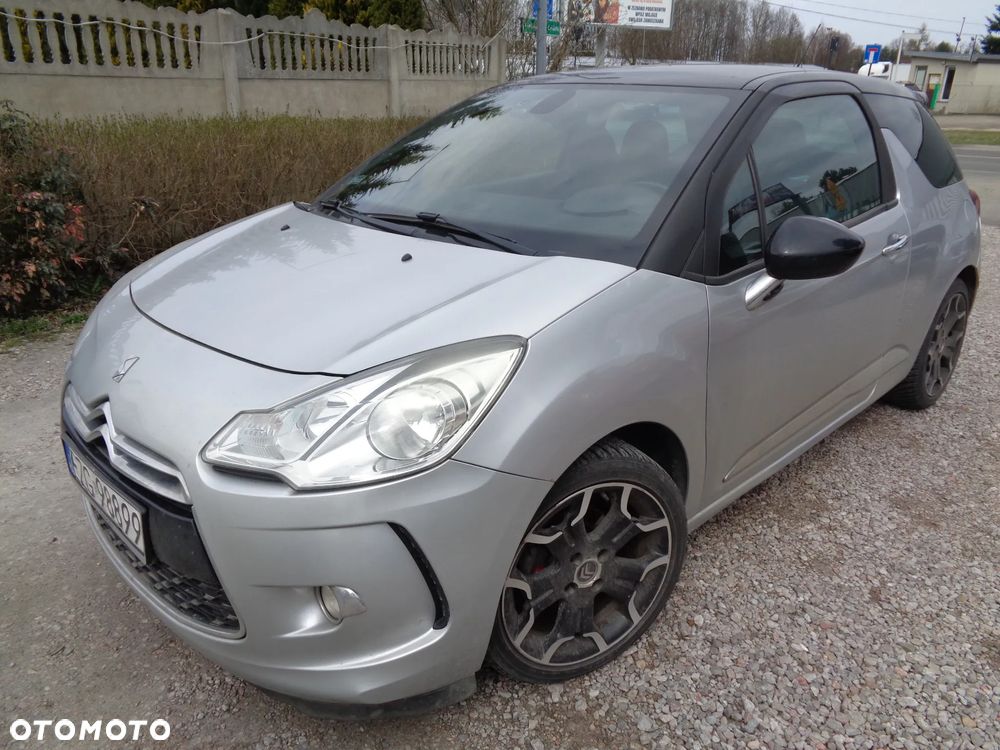 Citroën DS3 e-HDi 115 FAP Red Edition - 1