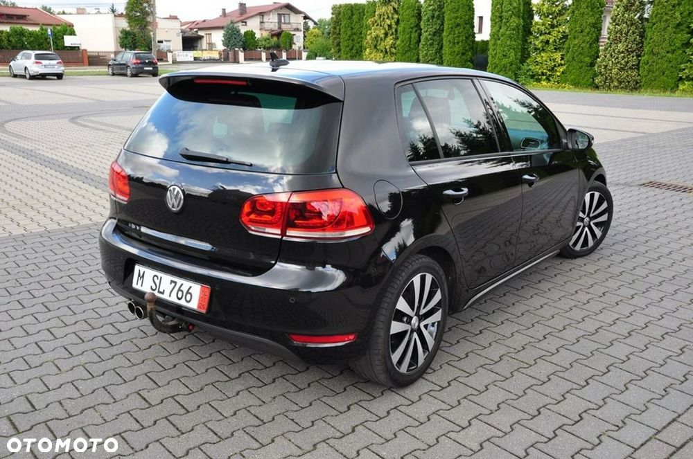 Volkswagen Golf - 18