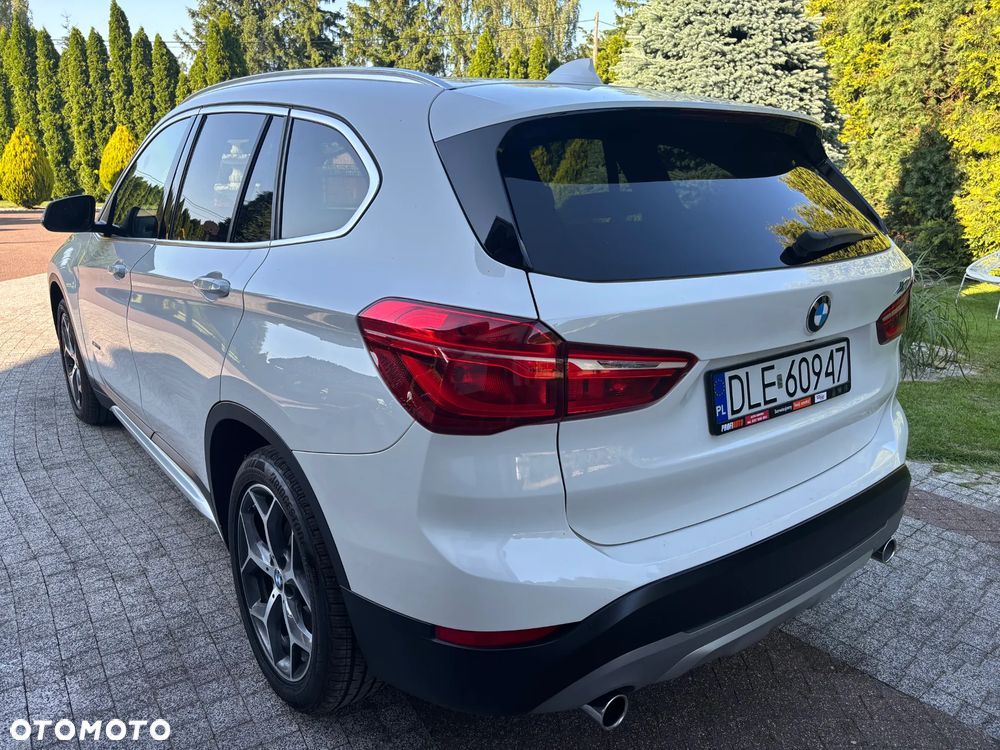 BMW X1 xDrive25i Advantage sport - 11