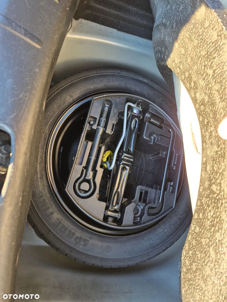 Citroën C3 1.2 PureTech Exclusive ETG - 3