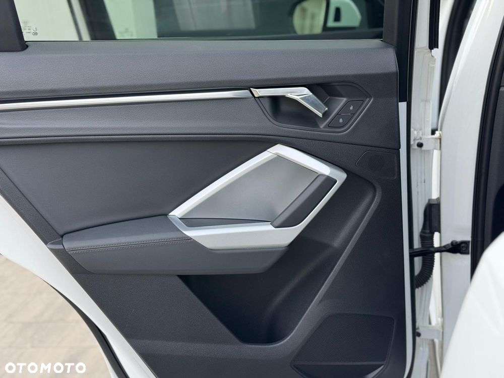 Audi Q3 45 TFSI Quattro S tronic S line - 16