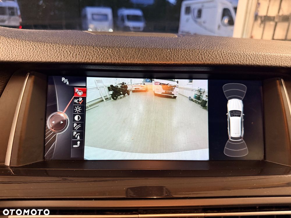 BMW Seria 5 520d - 15