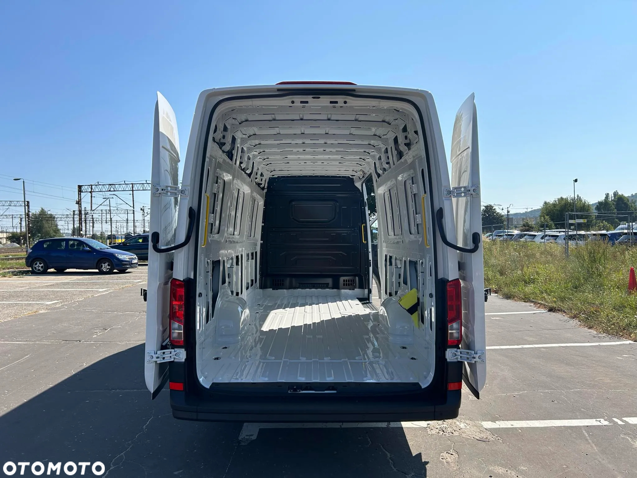 Volkswagen Crafter - 4