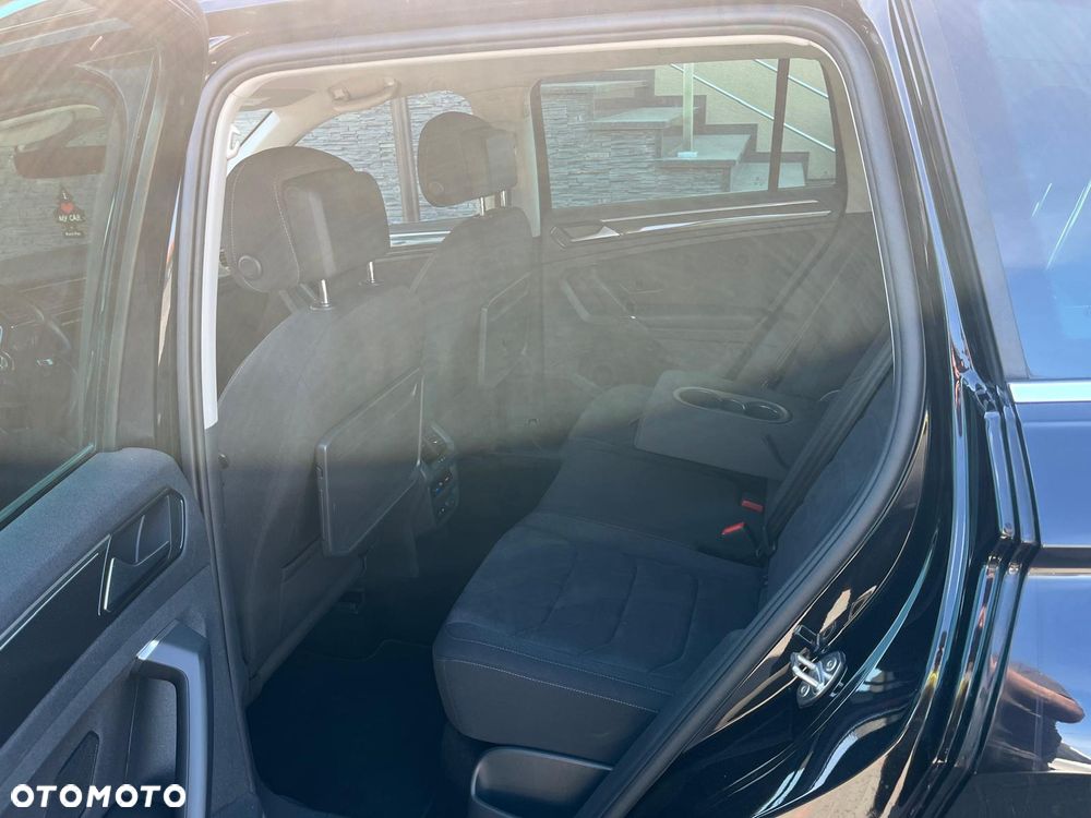 Volkswagen Tiguan - 9