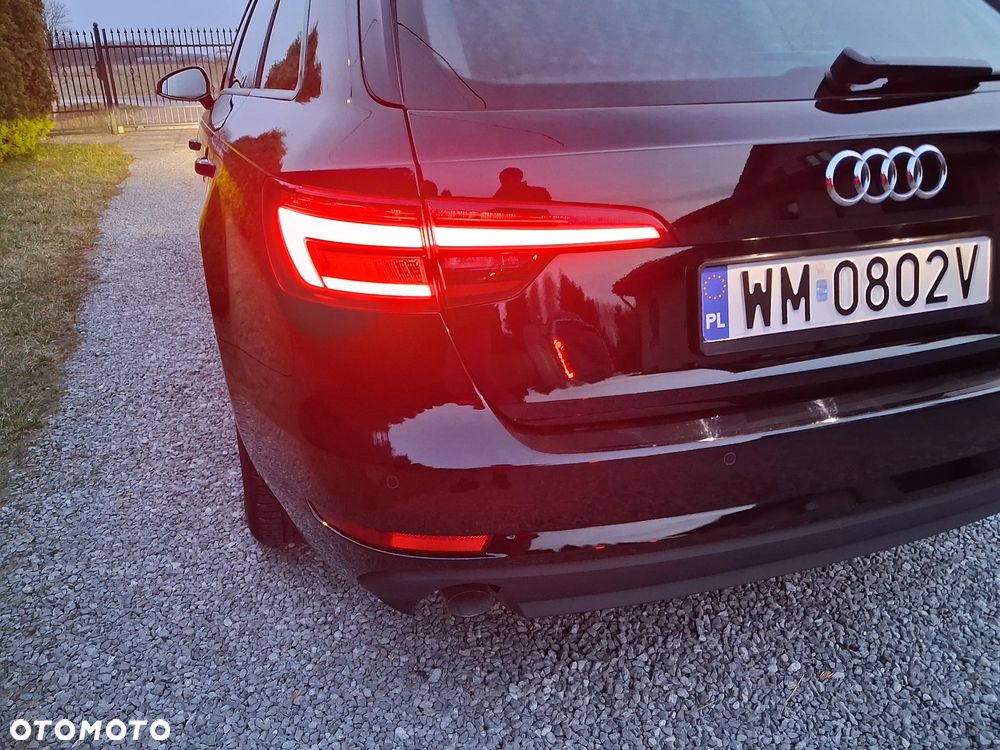 Audi A4 Avant 2.0 TDI S tronic - 25