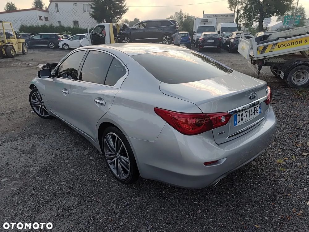 Infiniti Q50 Hybrid AWD Premium - 7