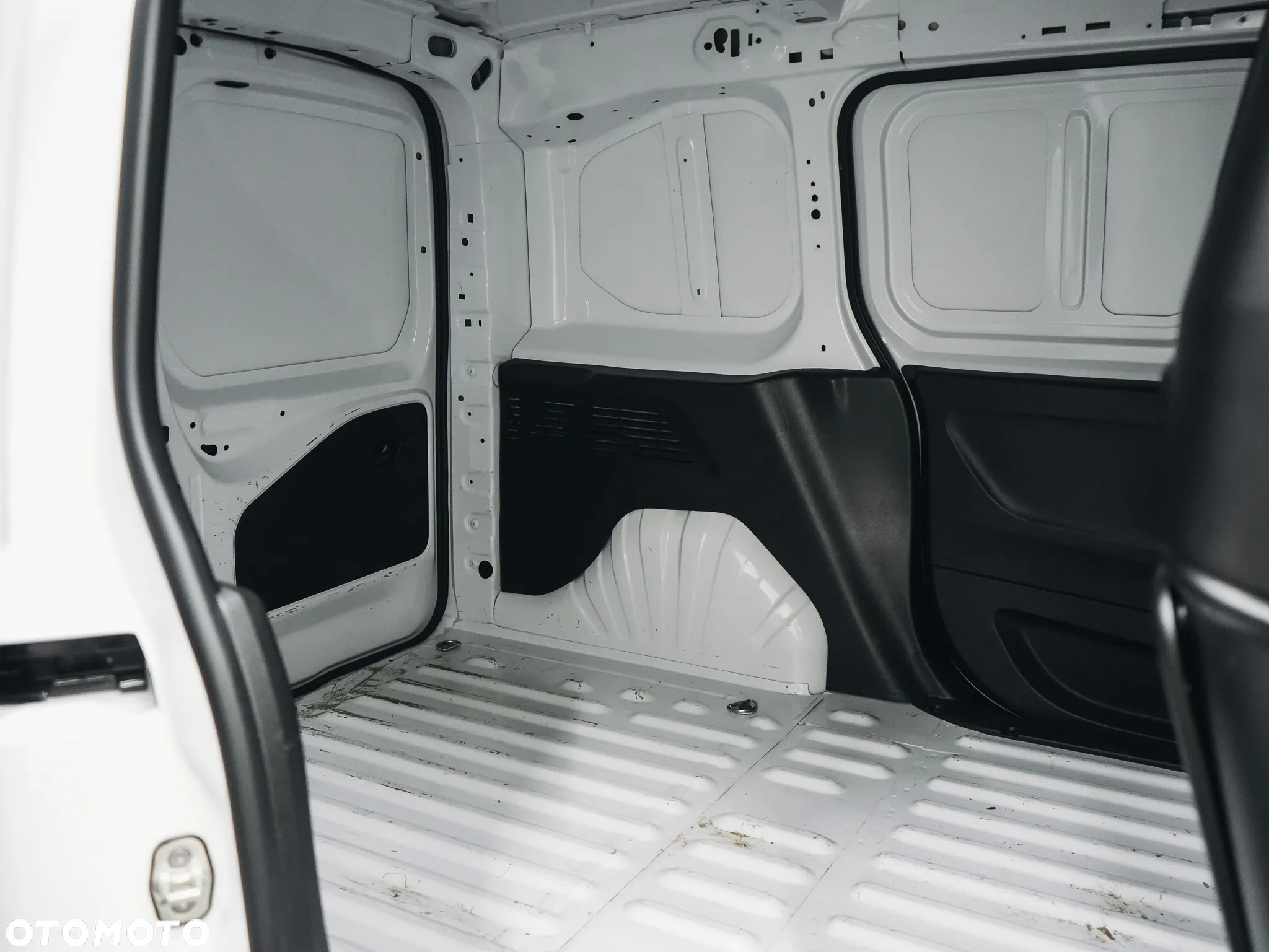 Toyota Proace City EV - 36
