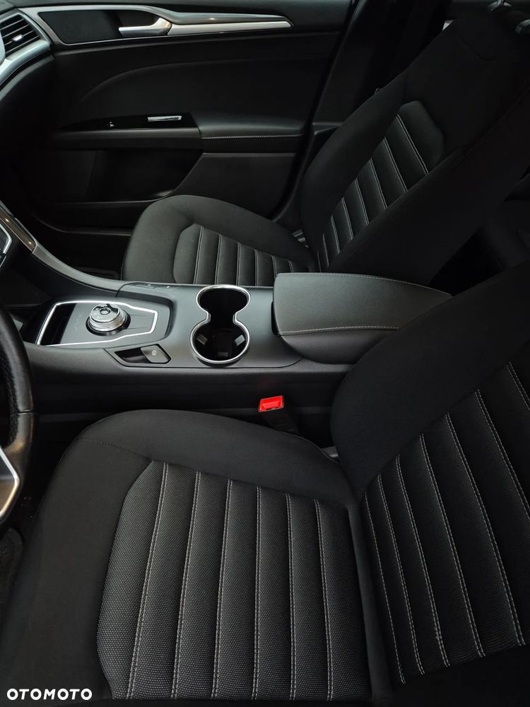 Ford Mondeo - 11