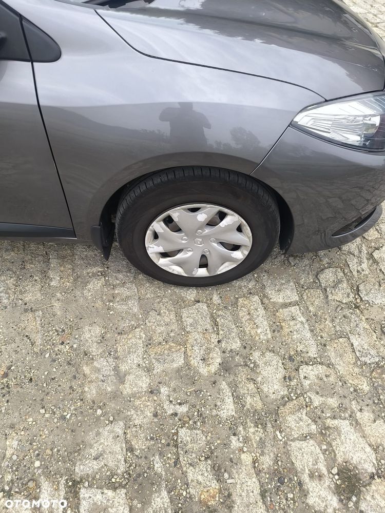 Renault Fluence 1.5 dCi Life - 17
