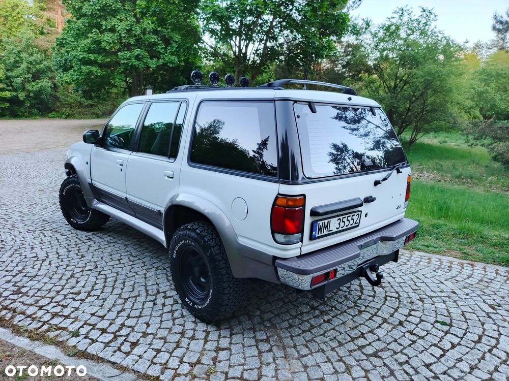 Ford Explorer - 5
