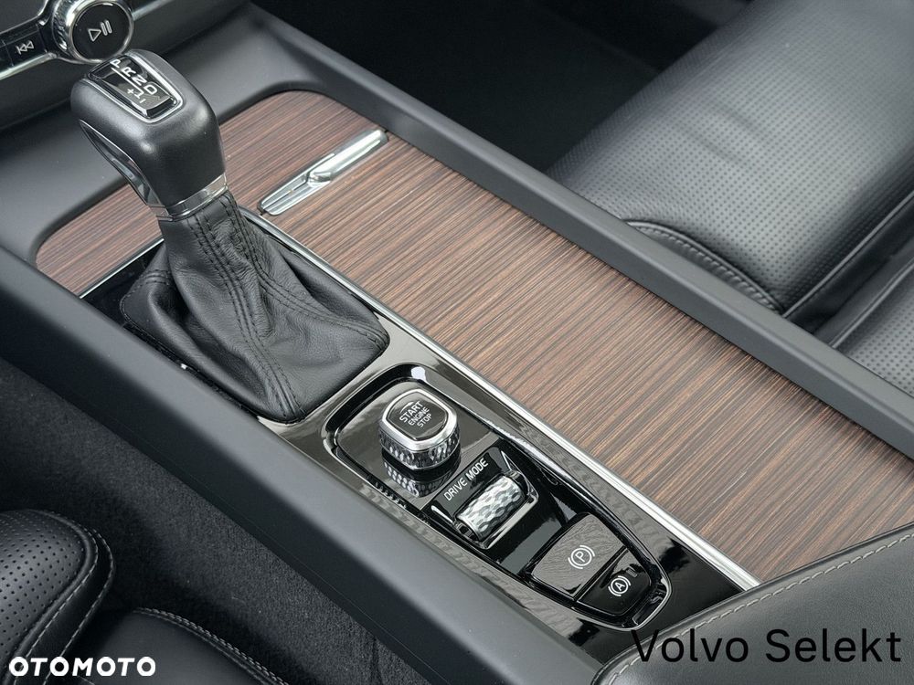 Volvo XC 60 - 29