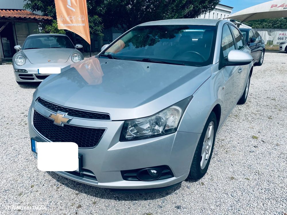 Chevrolet Cruze 1.6 LS - 1