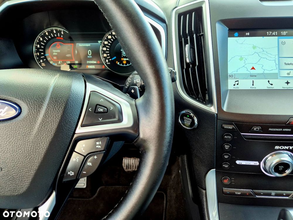 Ford S-Max - 21