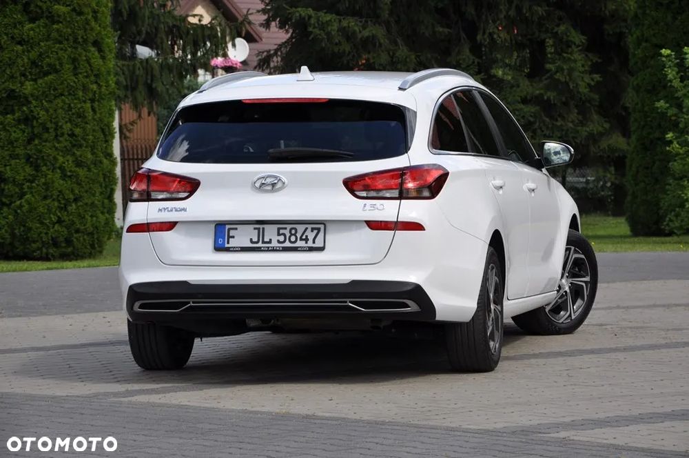 Hyundai i30 1.6 CRDI DCT Select - 14