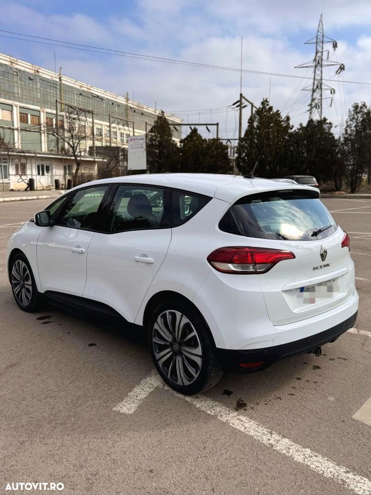 Renault Scenic - 10