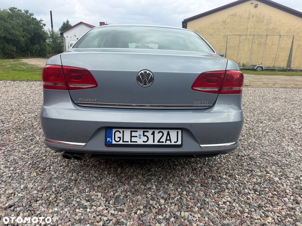 Volkswagen Passat 2.0 TDI Comfortline DSG - 7