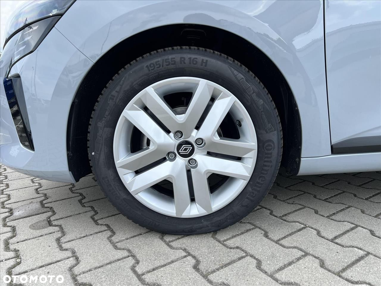 Renault Clio - 17