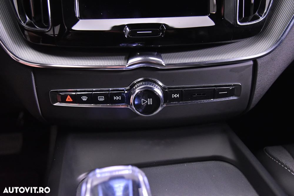 Volvo XC 60 - 17