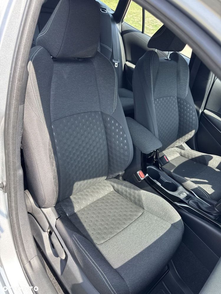 Toyota Corolla 1.8 Hybrid Comfort - 14