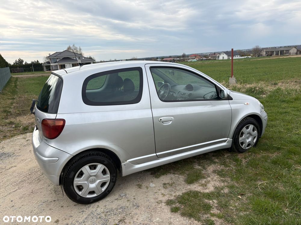 Toyota Yaris 1.3 Luna - 3