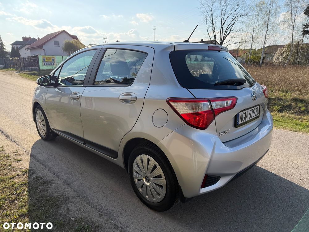 Toyota Yaris 1.0 VVT-i Life - 19