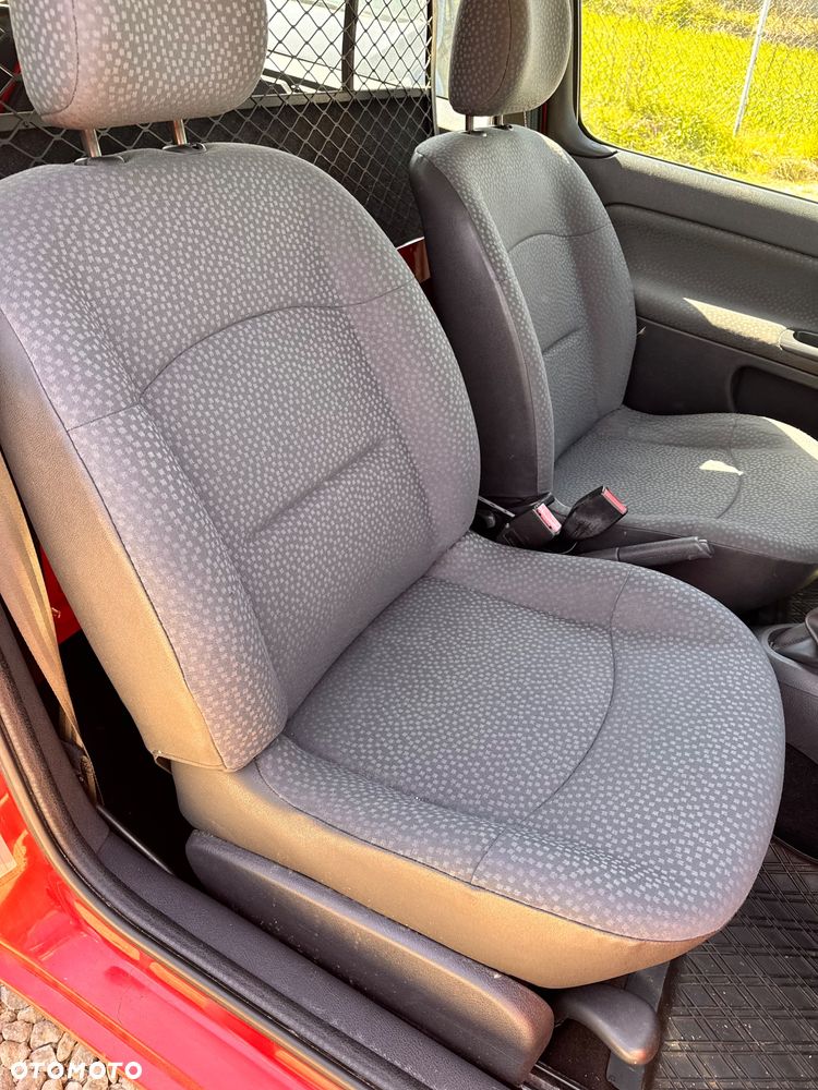 Renault Clio 1.2 Access - 21