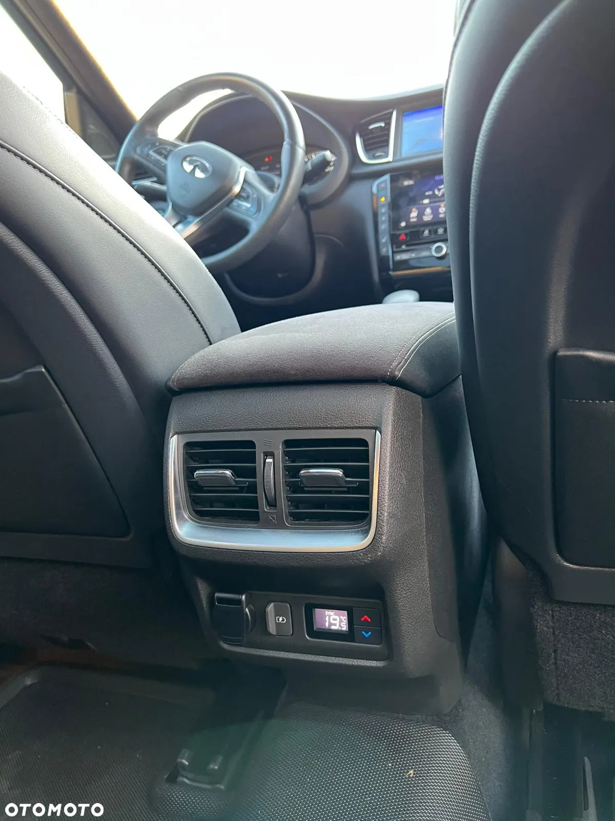 Infiniti QX50 - 29