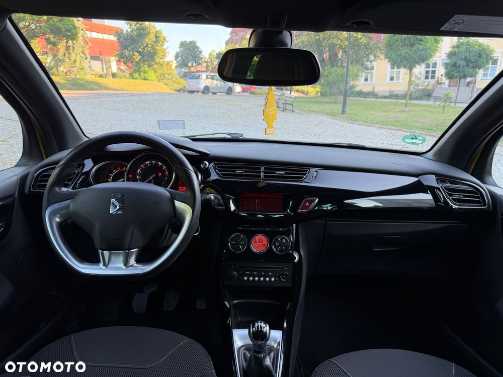 Citroën DS3 HDi 90 FAP SoChic - 8