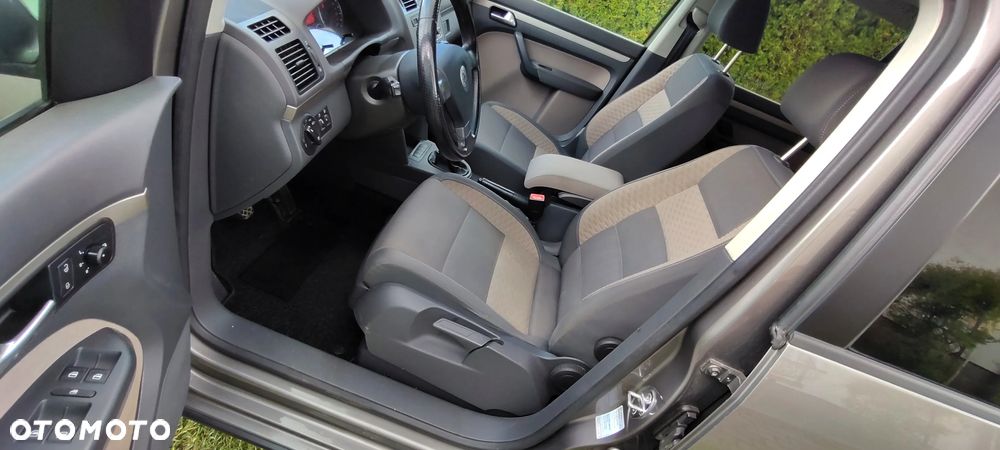 Volkswagen Touran 1.9 TDI DPF Cross - 14