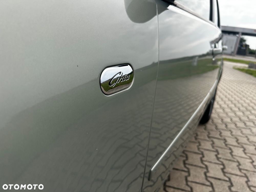 Ford C-MAX 1.6 TDCi Ghia - 16