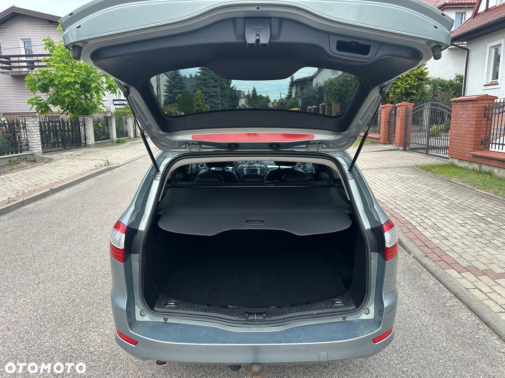 Ford Mondeo 2.0 TDCi Titanium - 21