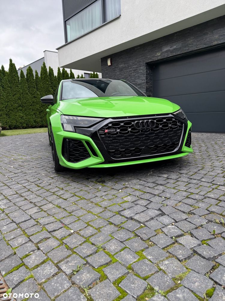 Audi RS3 Limousine - 3