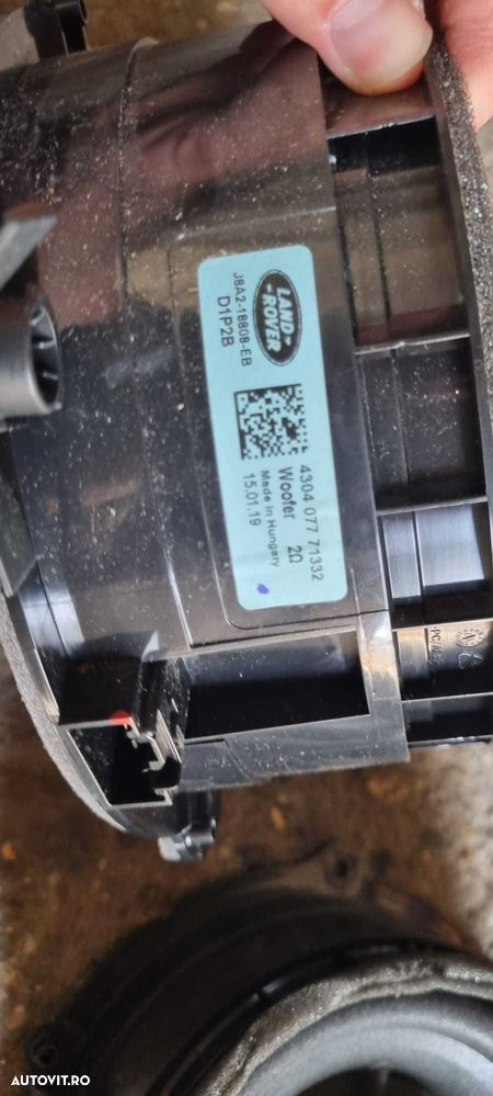 Boxa usa fata stanga dreapta Range Rover Velar cod J8A2-18808-EB - 2