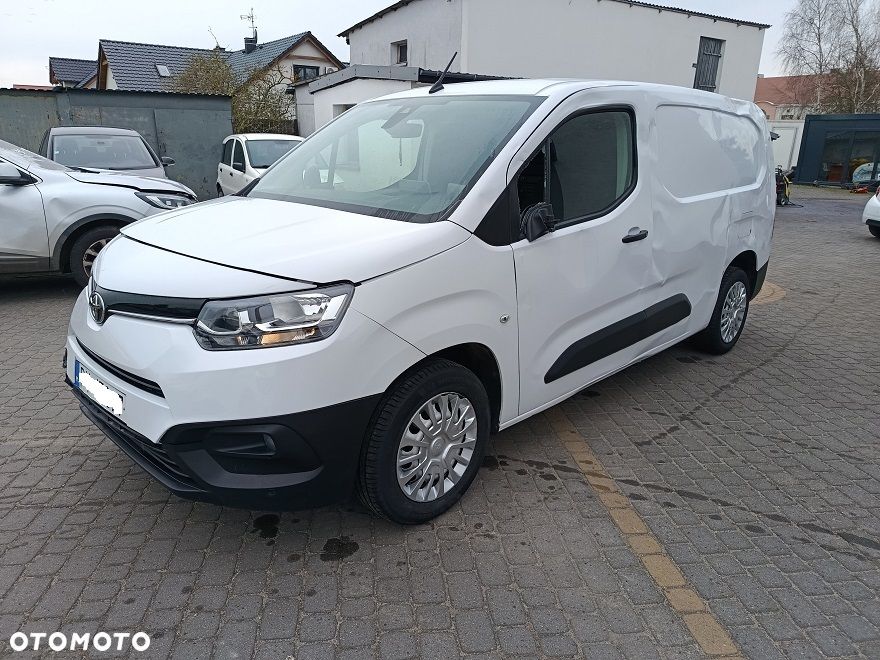 Toyota Proace City - 10